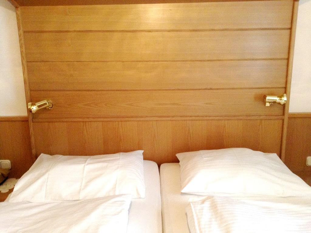 Gasthof Kaiserin Elisabeth Hotel Steyrling Phòng bức ảnh